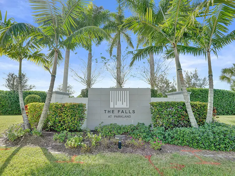 6336 W Blue Spring Dr — Photo 23