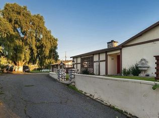 2438 Foothill Dr, Vista, CA 92084