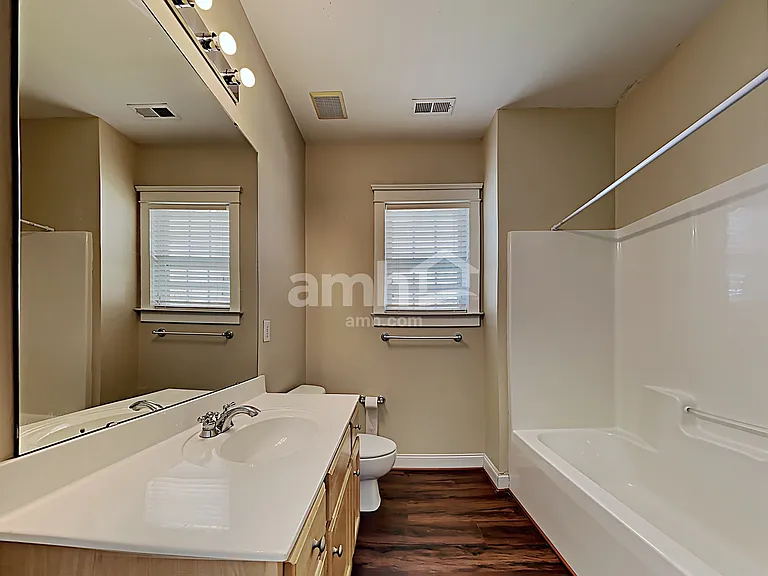 13640 Swinton Rd — Photo 16