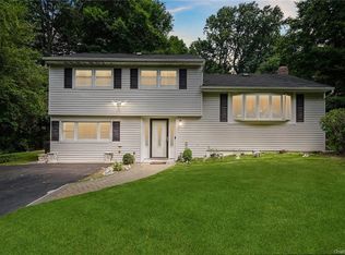 3 Rensselaer Dr, Spring Valley, NY 10977