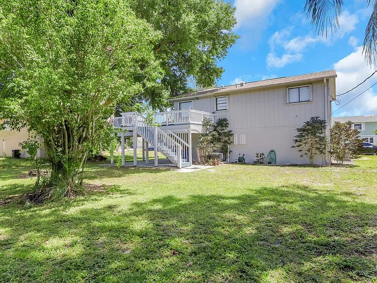 8173 Albatross Rd — Photo 23
