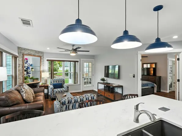 195 Meadow Brook Lane #1 BLDG 3, Branson, MO 65616