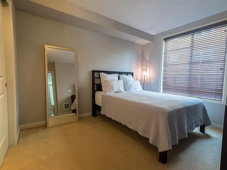 124 Bellevue Ave E #601 — Photo 10