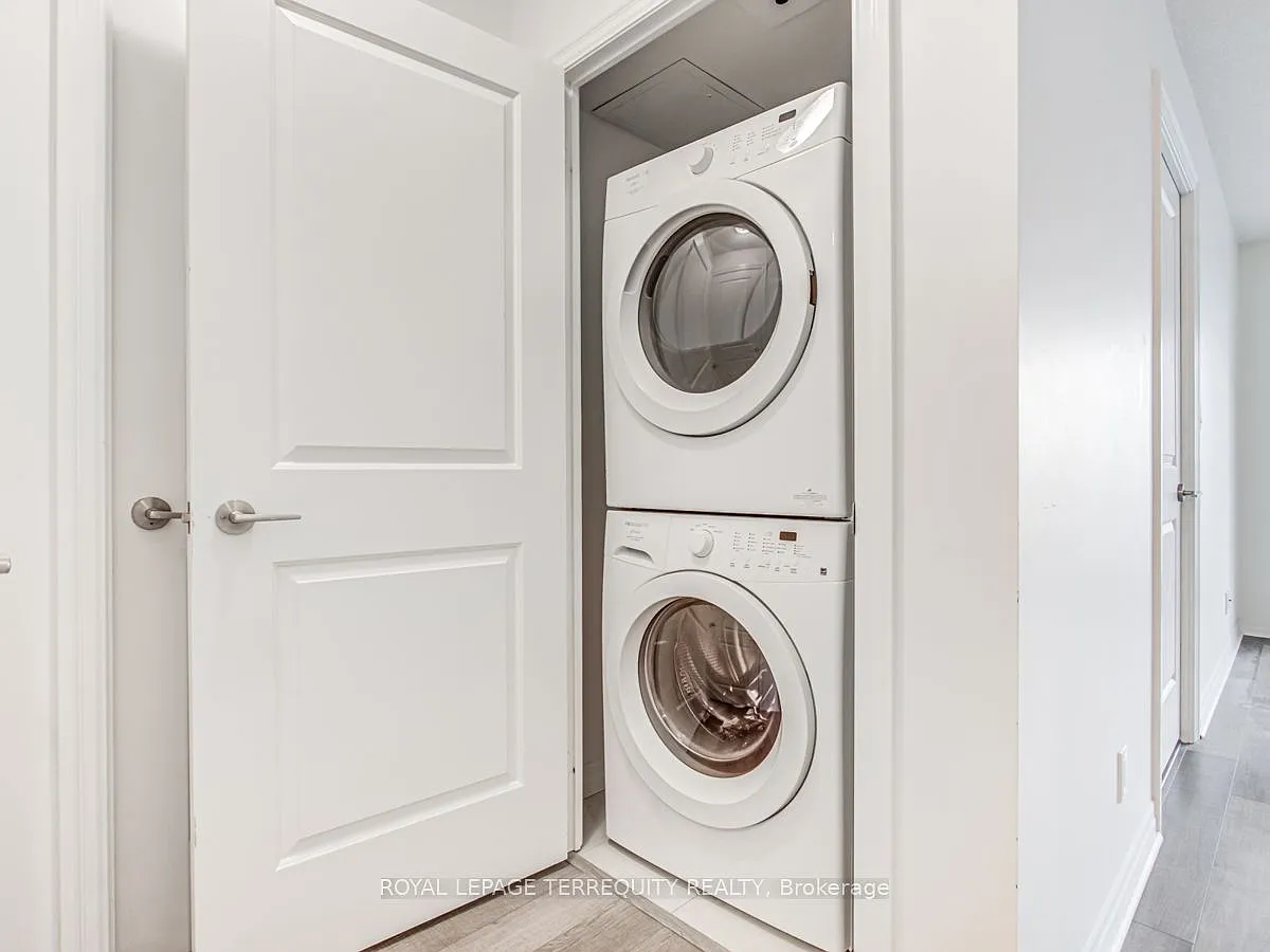 1 bed, $2,100 — Photo 4