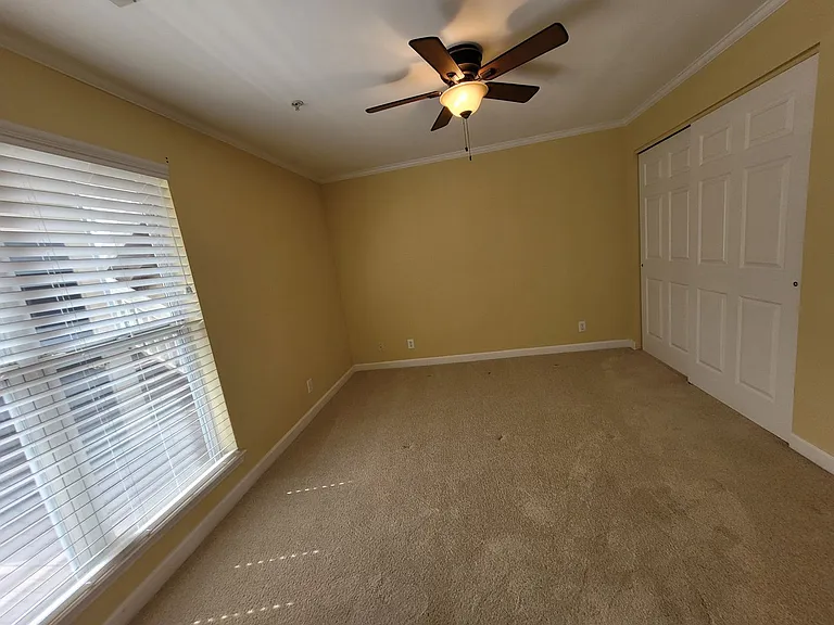 940 Jetton St #17 — Photo 13