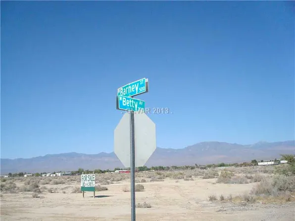 2940 W Betty Ave, Pahrump, NV 89060
