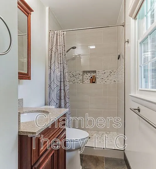 10211 Fox Ln — Photo 35