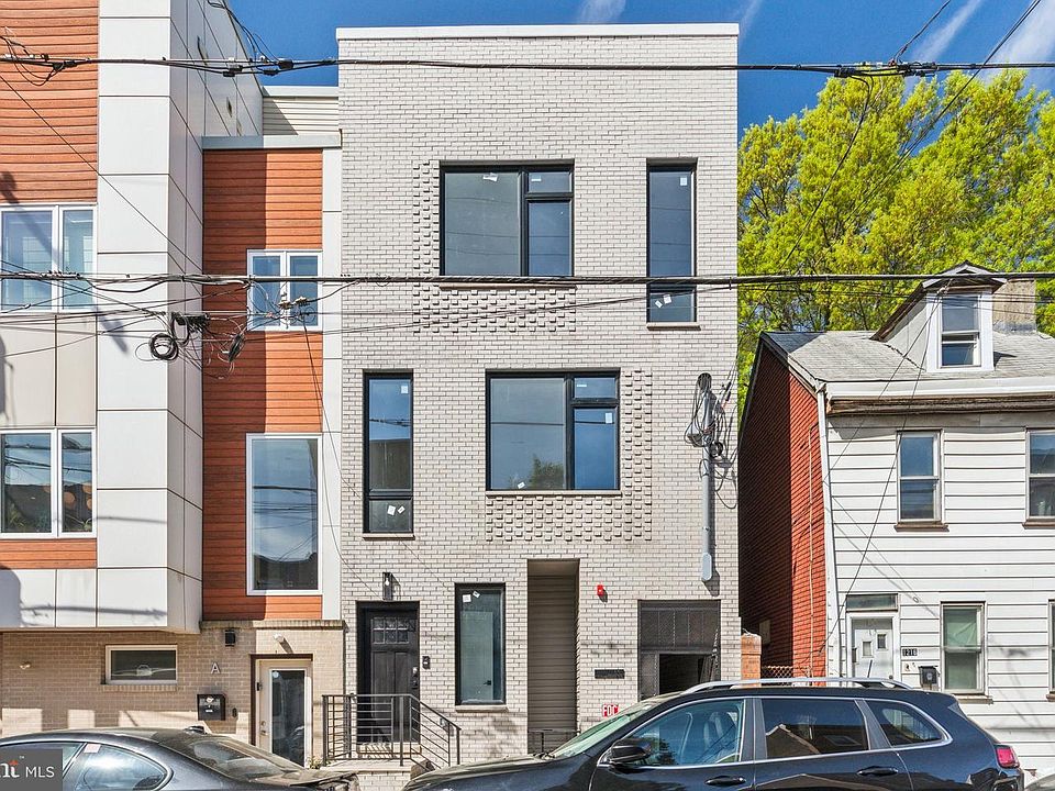 1st image of 1214 E Susquehanna Ave APT 2