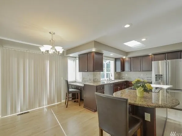 6055 113th Pl SE, Bellevue, WA 98006