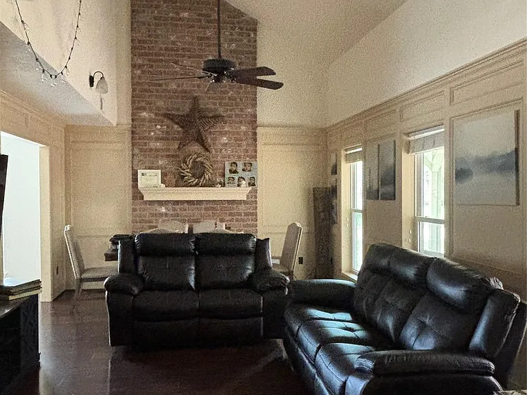 12115 Fawnview Dr — Photo 4