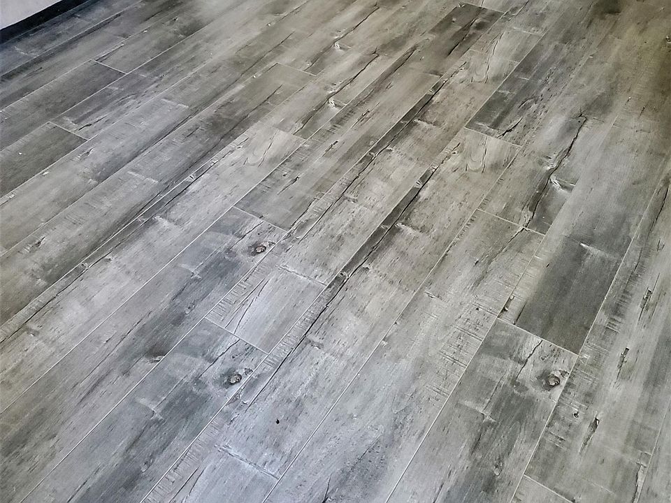 Brand New Wood Laminate Floor!