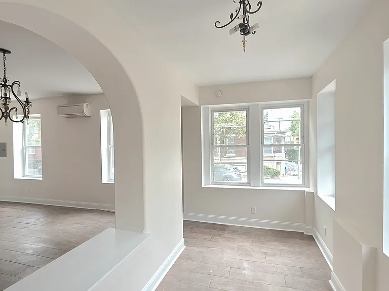 5252 Spruce St #1 — Photo 5