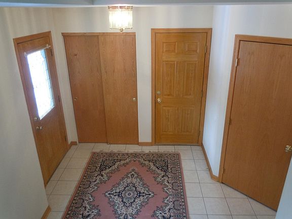 Front vestibule