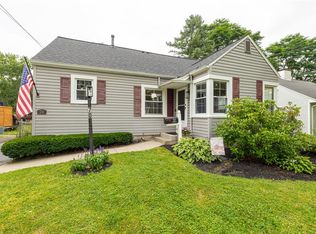 70 Cloverland Dr, Rochester, NY 14610