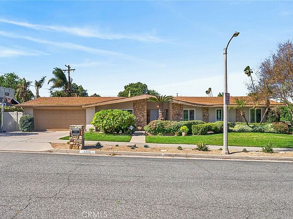 2nd image of 5305 Bardwell Ave