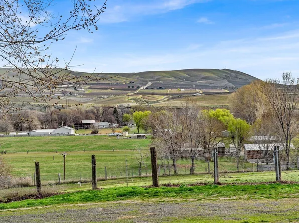 5209 E Mason Pr NE, Benton City, WA 99320