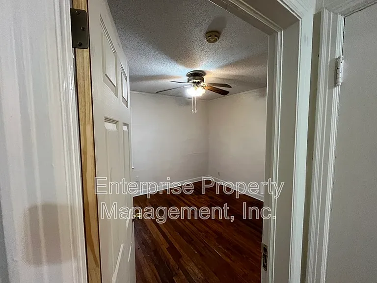 801 Bowen Cir — Photo 19