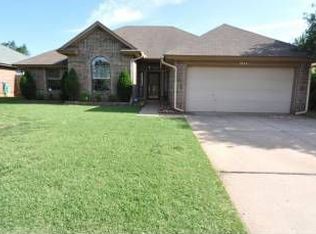 1800 Longhorn Dr, Edmond, OK 73003