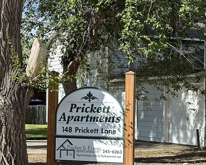 148 Prickett Ln #9 — Photo 1