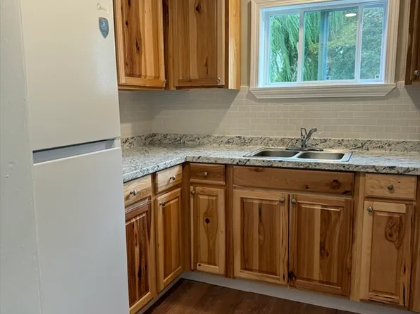 62 Covel St #1, Fall River, MA 02723