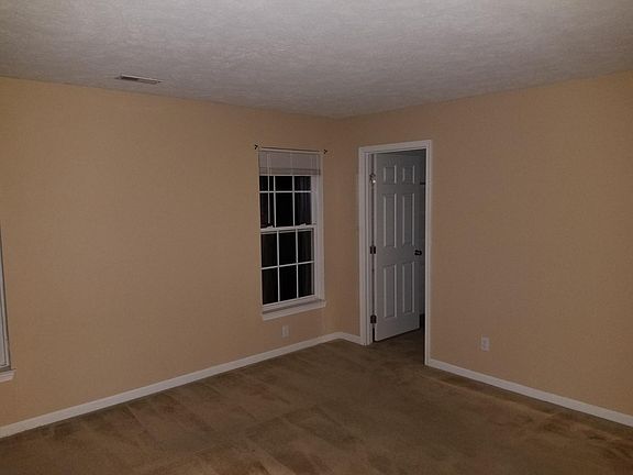 5th image of 943 Tradewinds Cv Unit B