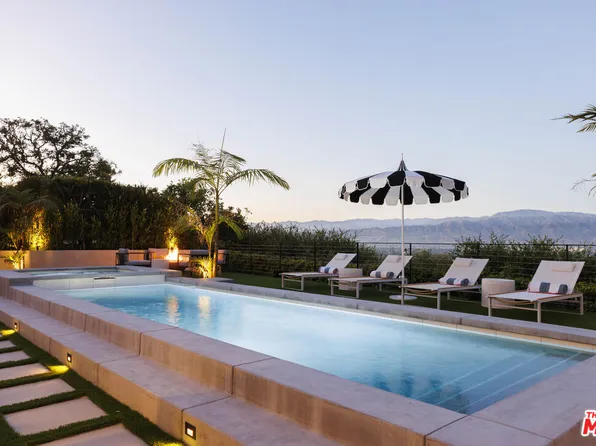 10965 Wrightwood Ln, Studio City, CA 91604