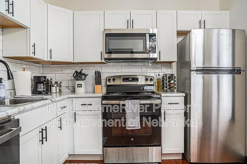 1 bed, 1.0 bath, 704 sqft, $995 — Photo 3