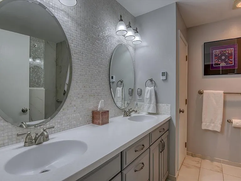 311 S Calvin Ln — Photo 13