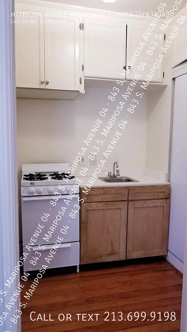 $0 Security Deposit+One Month Free-Newly Renovated Studio Koreatown — Photo 2