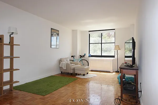 Rented by Town Residential | media 1