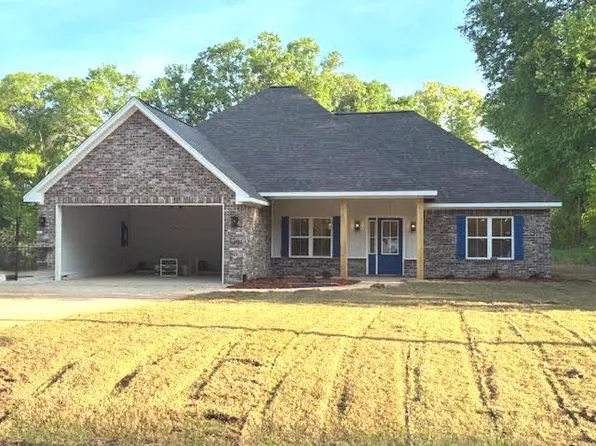 381 Troy Ln, Starkville, MS 39759