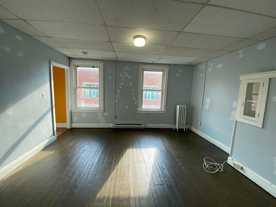 1st image of 105 S Potomac St APT 3A