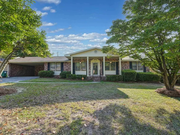 2043 Fairlawn Cir, Cayce, SC 29033