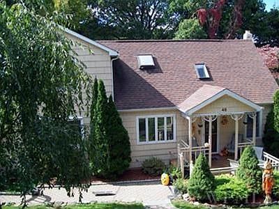 1st image of 48 Bainbridge Ave