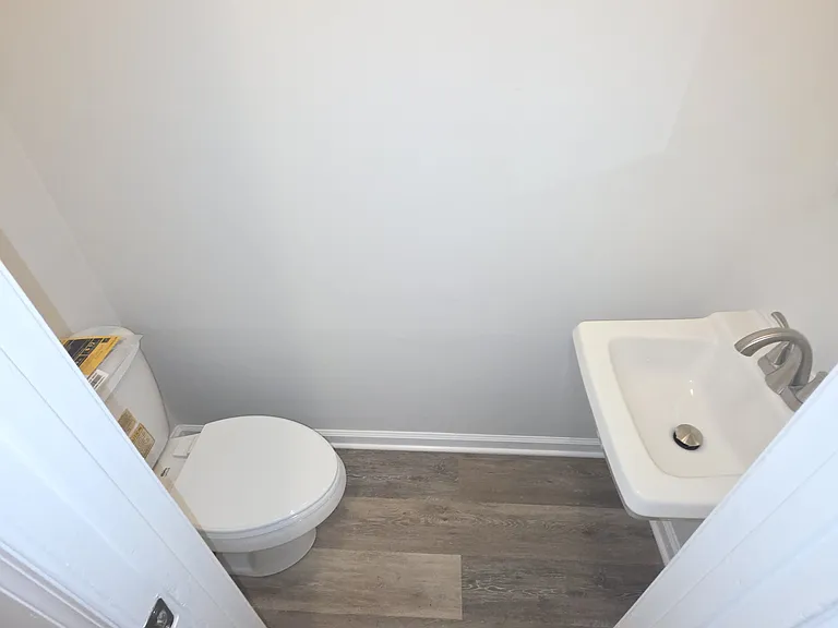1324 Riverdale Dr — Photo 8