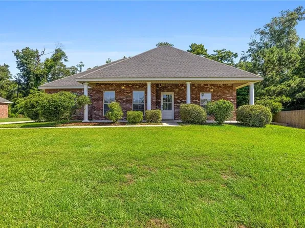 39157 Creek Dr, Ponchatoula, LA 70454