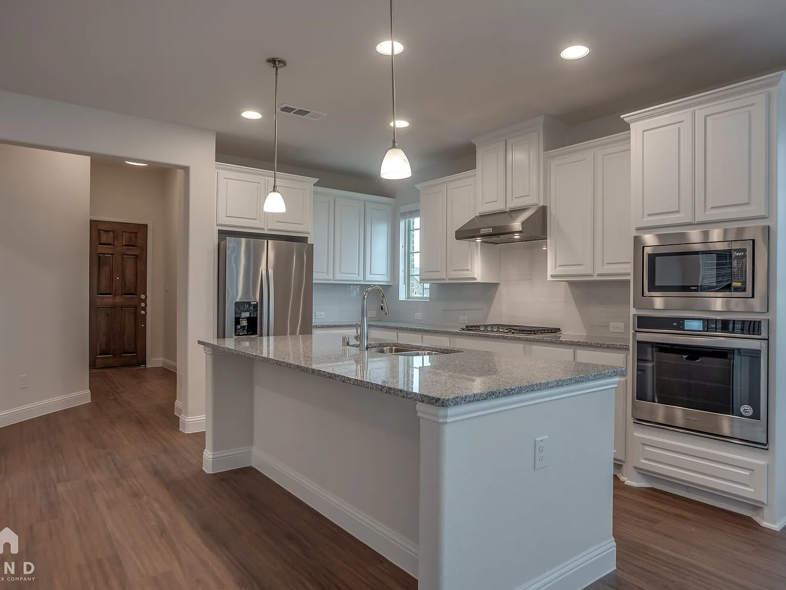 3 bed, 3.5 bath, 2679 sqft, $4,049 — Photo 2
