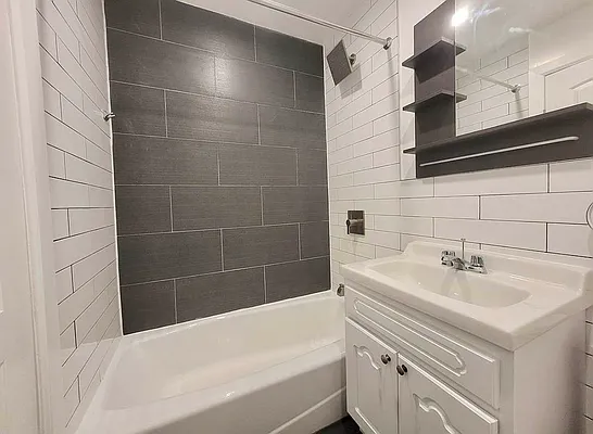 Rented by Bruma Realty LLC | media 3