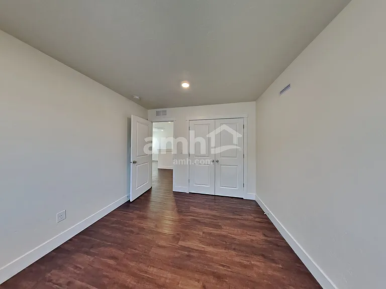 9480 W Clancey St — Photo 11