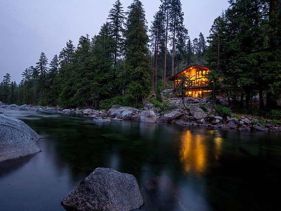 2-7001 Icicle Rd Leavenworth WA-large-04