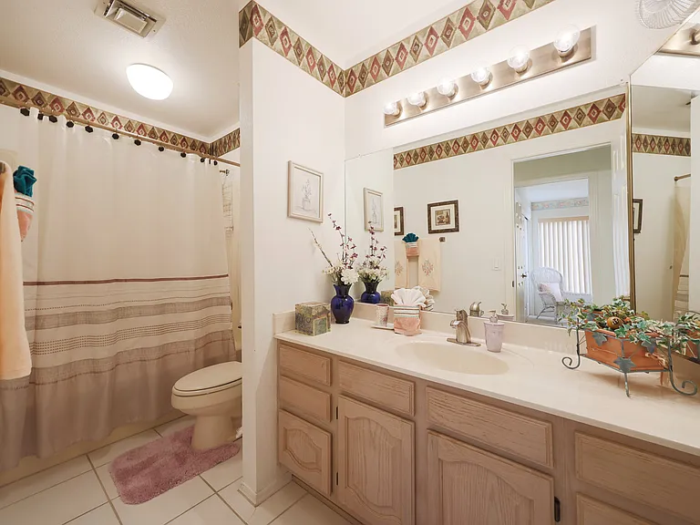 9445 W Taro Ln — Photo 27