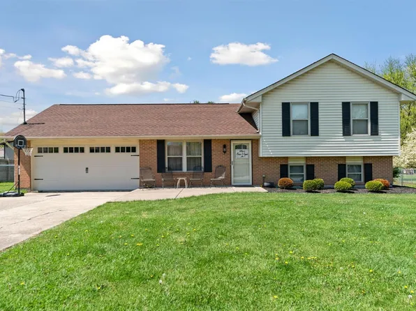 2421 Gatetree Ln, Batavia, OH 45103