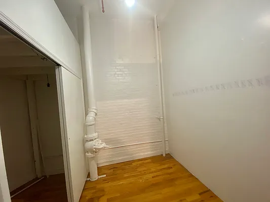 Rented by Carnegie Management Inc | media 44