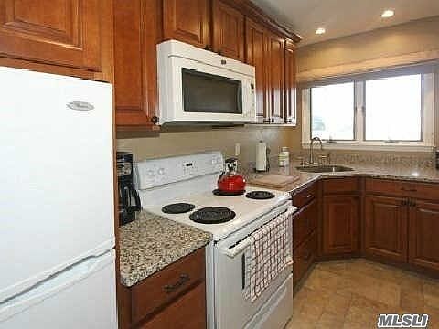 2nd image of 24 Peachtree Ln