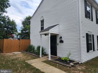 2058 Tanglewood Dr, Waldorf, MD