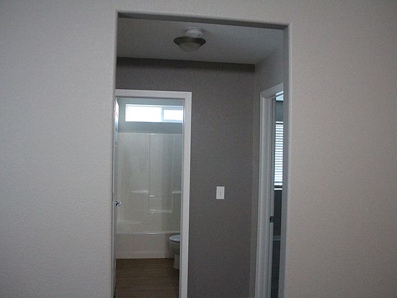 2nd bath and 2 bedrooms