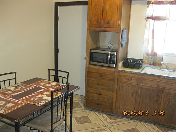5th image of 700 S McGee St APT 101