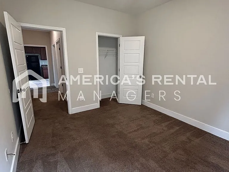 229 Union Station Dr — Photo 17