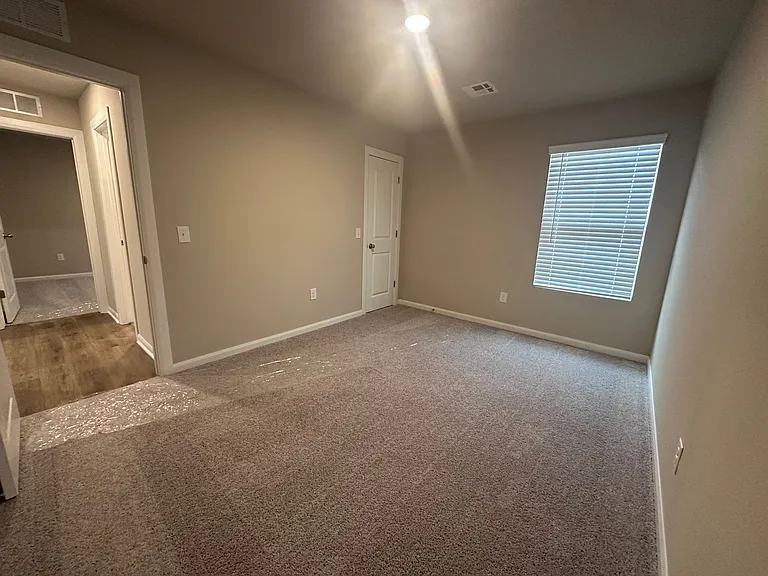 9009 Washita Creek Dr — Photo 6