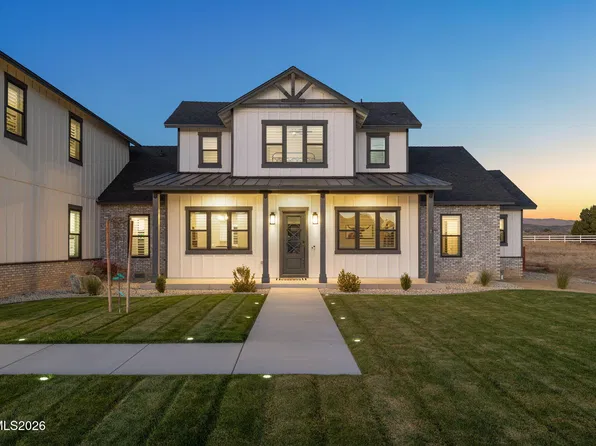 1409 Hunters Point Dr, Gardnerville, NV 89410